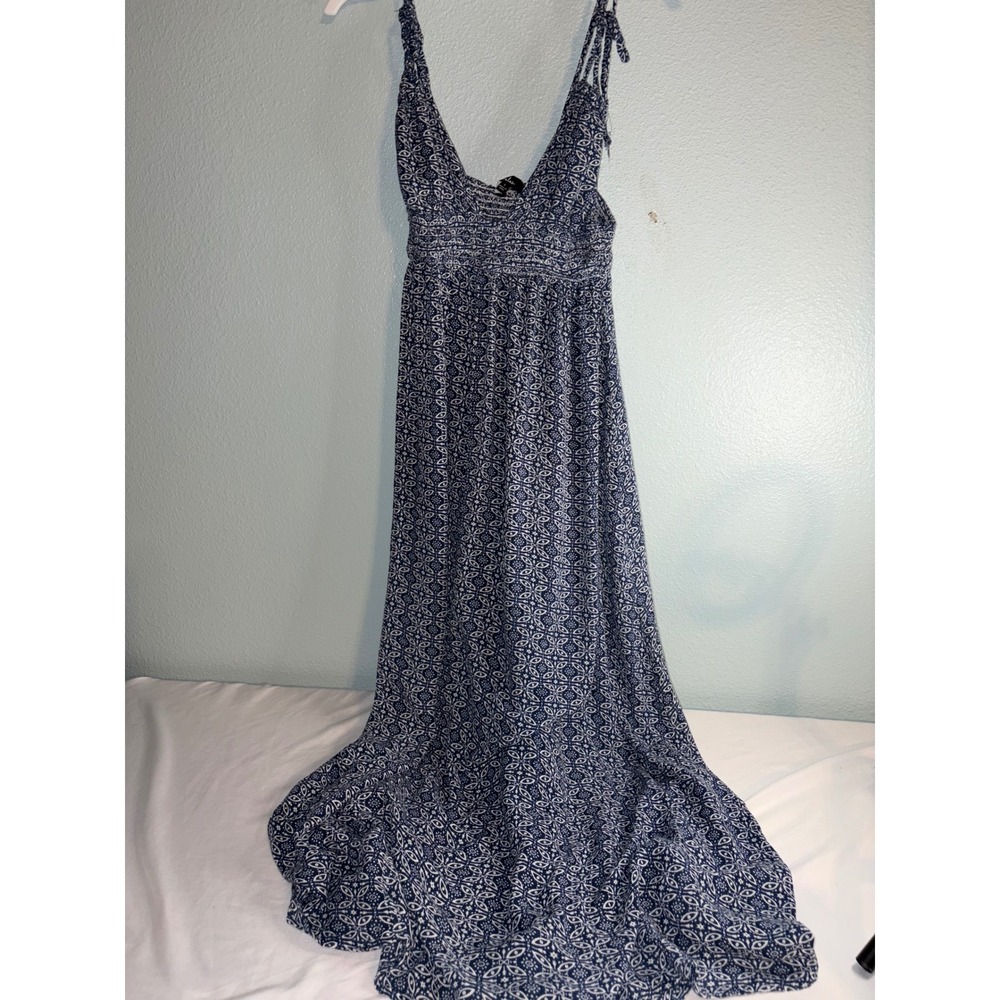 Lulus Blue White Geometric Print Smocked Maxi Dress Tie Strap Summer Small
